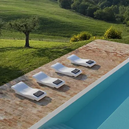 Sleeps 11 Pool Air Con فيلة
