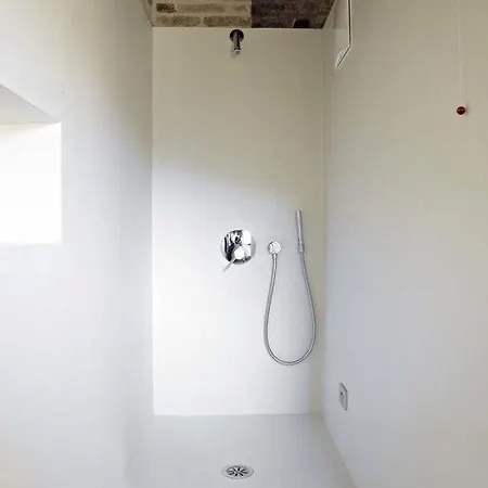 فيلة Sleeps 11 Pool Air Con *