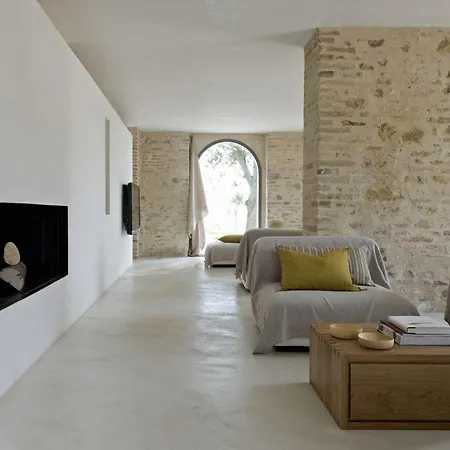 Sleeps 11 Pool Air Con * San Lorenzo in Campo