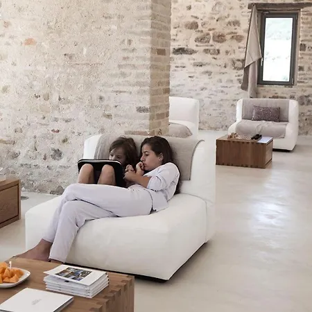 فيلة Sleeps 11 Pool Air Con San Lorenzo in Campo