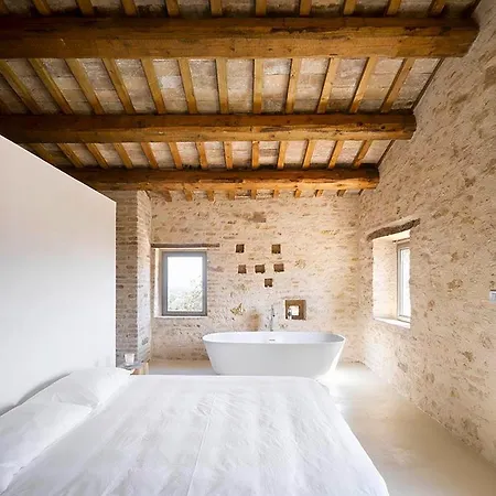 Sleeps 11 Pool Air Con *