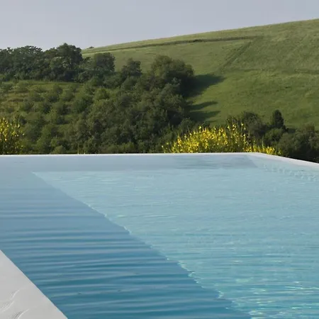 Sleeps 11 Pool Air Con San Lorenzo in Campo